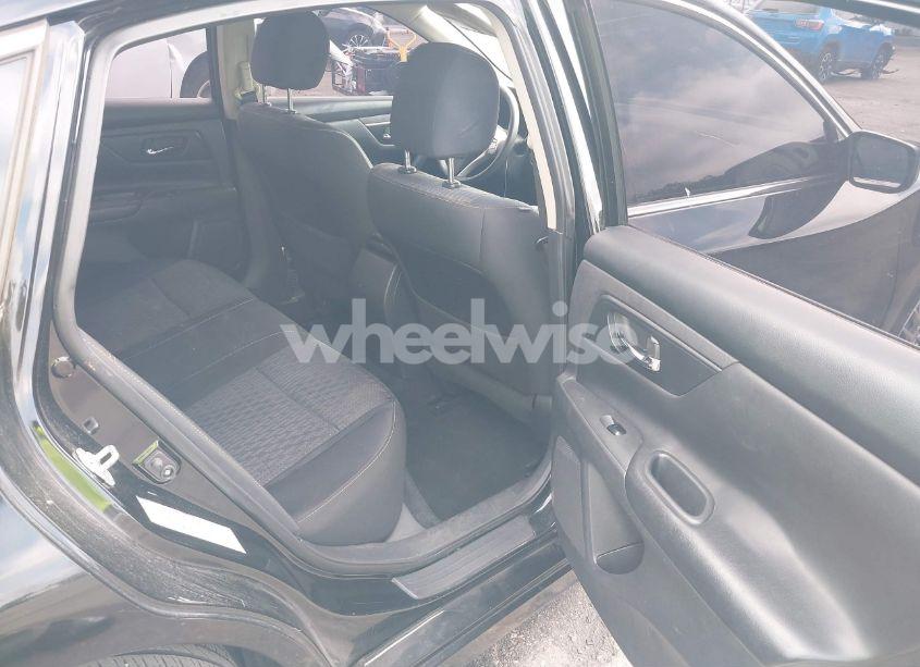 Photo 8 of 2016 Nissan Altima 2.5/2.5 S/2.5 SL/2.5 SR/2.5 SV (VIN 1N4AL3AP6GN330656)