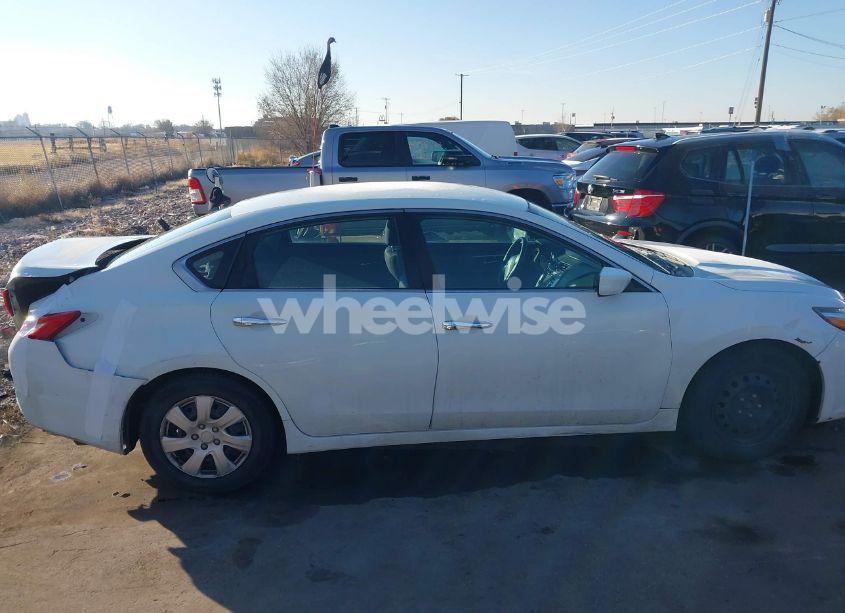 Photo 13 of 2016 Nissan Altima 2.5/2.5 S/2.5 SL/2.5 SR/2.5 SV (VIN 1N4AL3AP6GN336019)