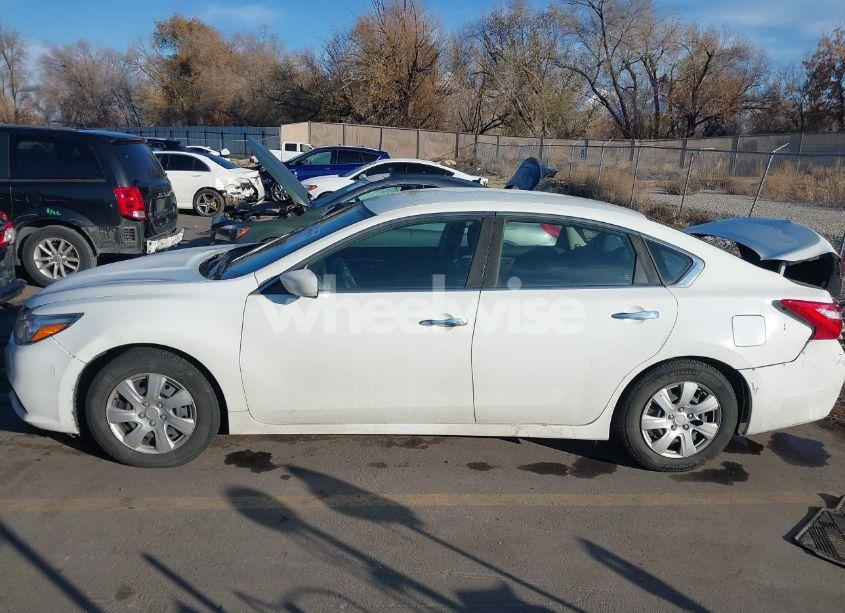 Photo 14 of 2016 Nissan Altima 2.5/2.5 S/2.5 SL/2.5 SR/2.5 SV (VIN 1N4AL3AP6GN336019)