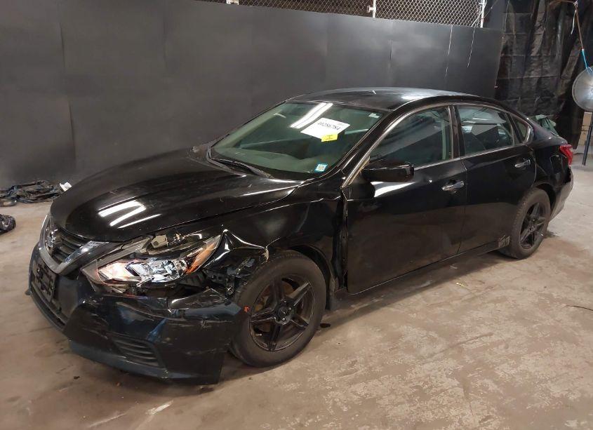 Photo 2 of 2016 Nissan Altima 2.5/2.5 S/2.5 SL/2.5 SR/2.5 SV (VIN 1N4AL3AP6GN355721)