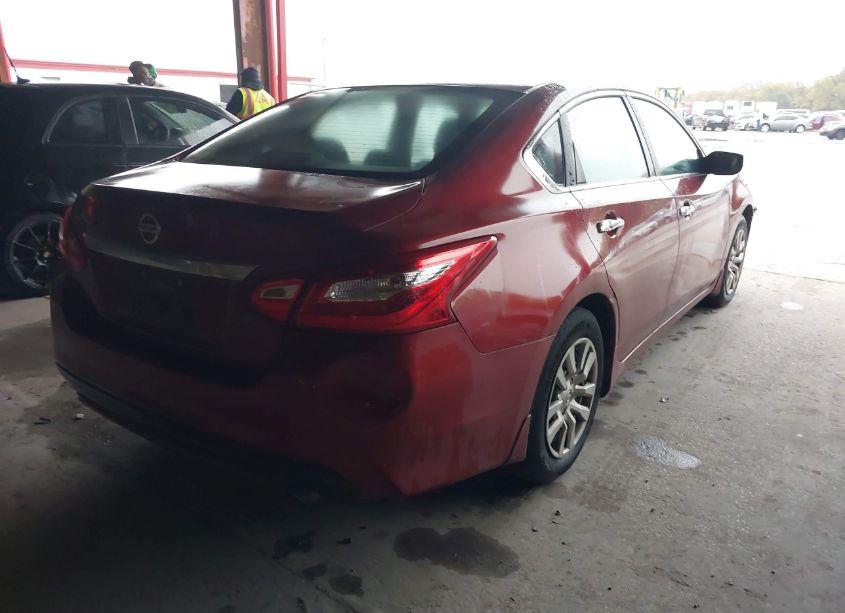 Photo 4 of 2016 Nissan Altima 2.5 S (VIN 1N4AL3AP6GN379856)