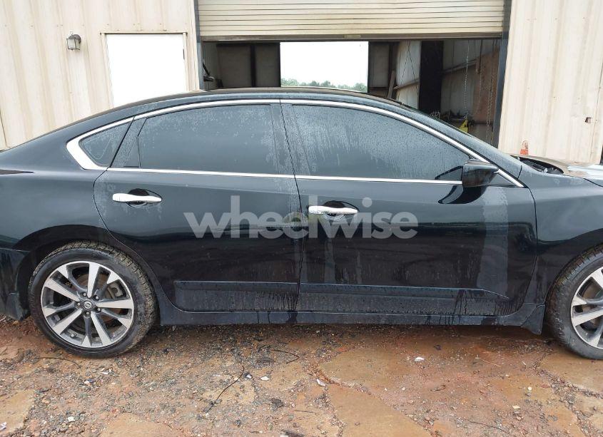 Photo 13 of 2016 Nissan Altima 2.5 SR (VIN 1N4AL3AP6GN390503)