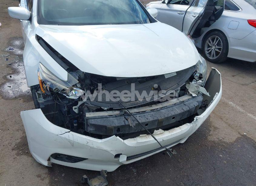 Photo 12 of 2016 Nissan Altima 2.5 SR (VIN 1N4AL3AP6GN391358)