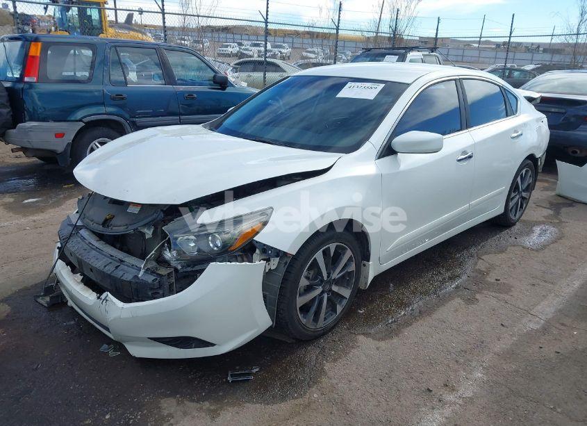 Photo 2 of 2016 Nissan Altima 2.5 SR (VIN 1N4AL3AP6GN391358)
