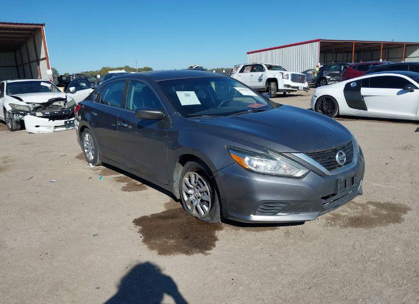 2017 Nissan Altima 2.5 S (VIN 1N4AL3AP6HC119616) main photo