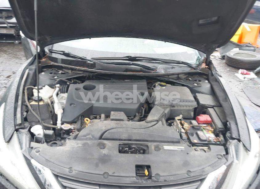 Photo 10 of 2017 Nissan Altima 2.5 SL (VIN 1N4AL3AP6HC128252)