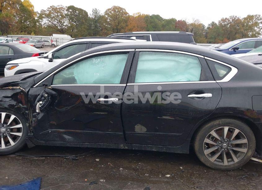 Photo 13 of 2017 Nissan Altima 2.5 SL (VIN 1N4AL3AP6HC128252)