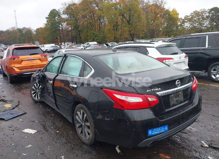 Photo 3 of 2017 Nissan Altima 2.5 SL (VIN 1N4AL3AP6HC128252)