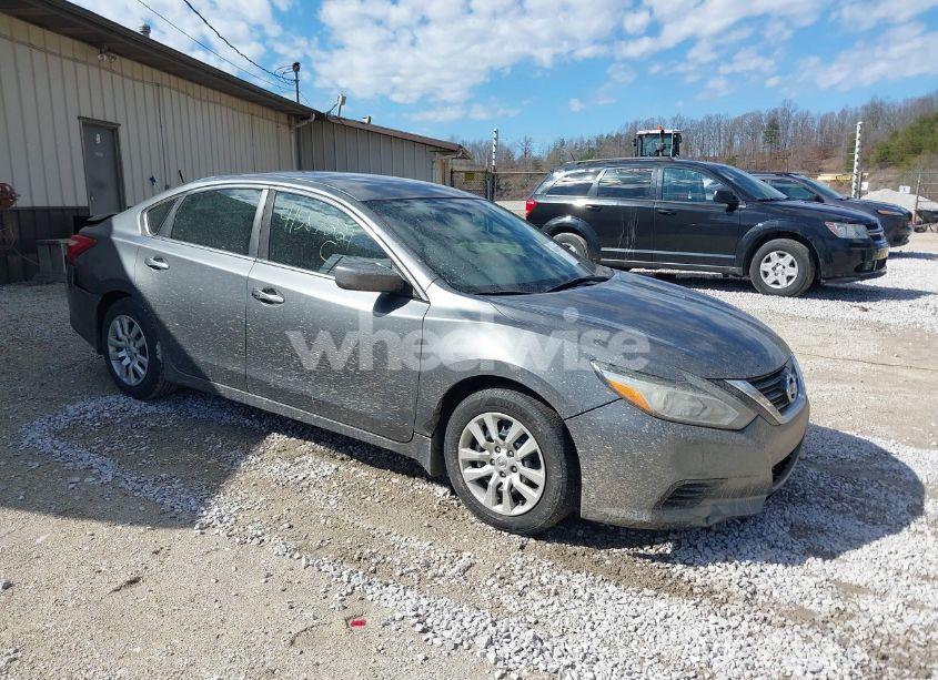 2017 Nissan Altima 2.5 S (VIN 1N4AL3AP6HC142913) main photo