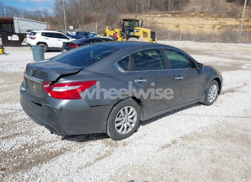 Photo 4 of 2017 Nissan Altima 2.5 S (VIN 1N4AL3AP6HC142913)