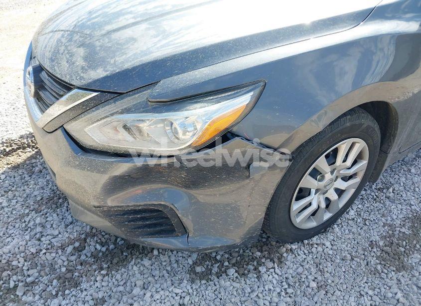 Photo 6 of 2017 Nissan Altima 2.5 S (VIN 1N4AL3AP6HC142913)