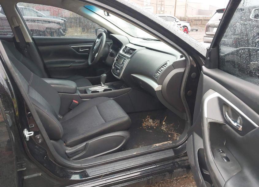 Photo 5 of 2017 Nissan Altima 2.5/2.5 S/2.5 SL/2.5 SR/2.5 SV (VIN 1N4AL3AP6HC144676)