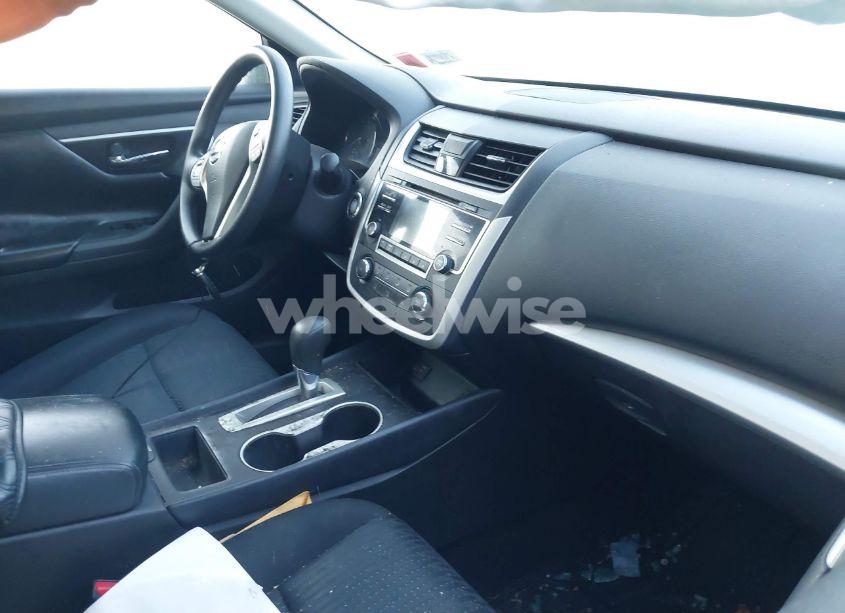 Photo 5 of 2017 Nissan Altima 2.5 S (VIN 1N4AL3AP6HC149554)