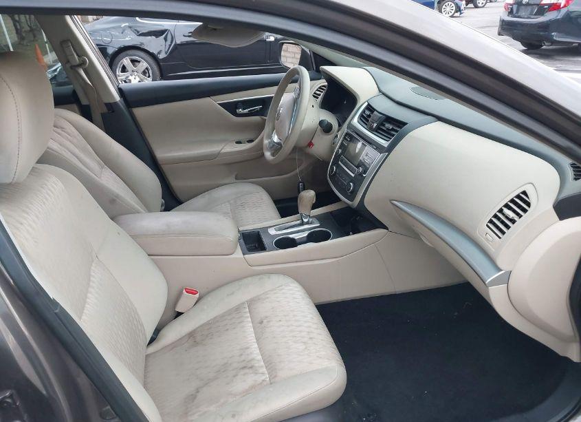 Photo 5 of 2017 Nissan Altima 2.5 S (VIN 1N4AL3AP6HC151742)
