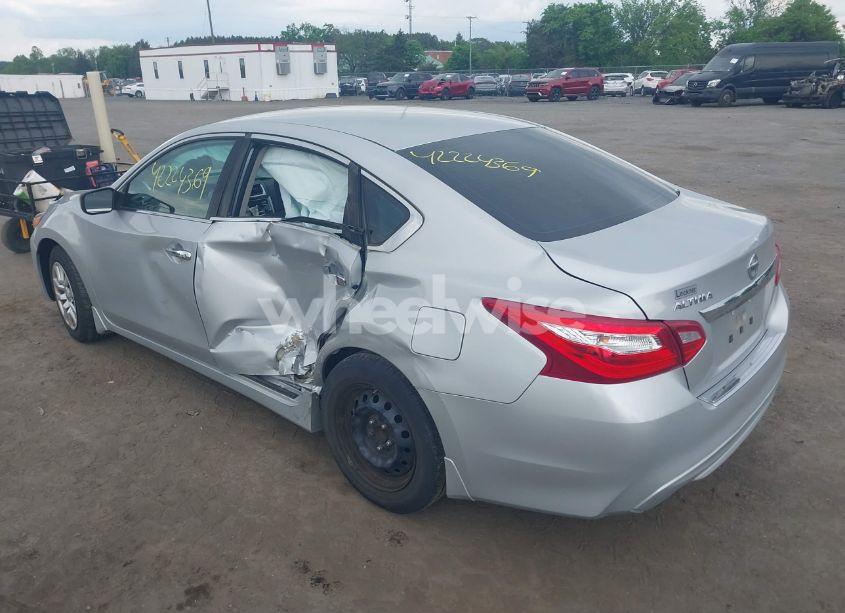 Photo 3 of 2017 Nissan Altima 2.5 S (VIN 1N4AL3AP6HC152423)