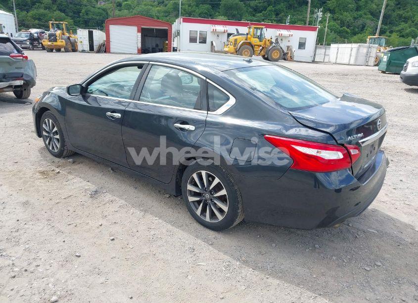 Photo 3 of 2017 Nissan Altima 2.5 SV (VIN 1N4AL3AP6HC160604)