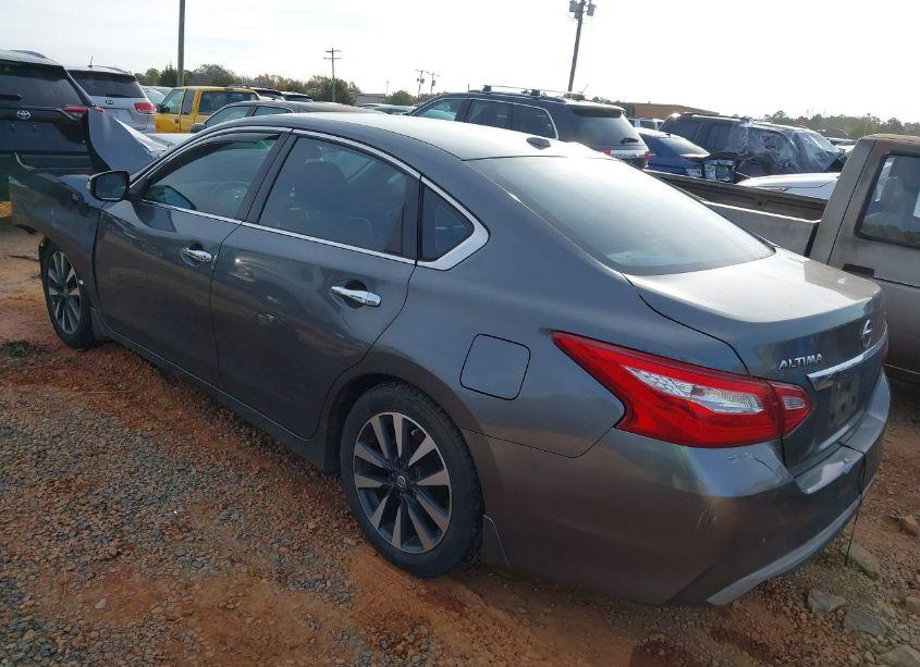 Photo 3 of 2017 Nissan Altima 2.5 SL (VIN 1N4AL3AP6HC161123)