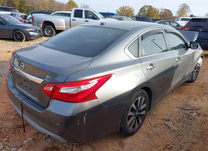 Photo 4 of 2017 Nissan Altima 2.5 SL (VIN 1N4AL3AP6HC161123)