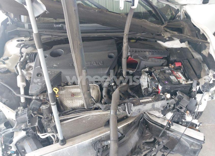 Photo 10 of 2017 Nissan Altima 2.5 SR (VIN 1N4AL3AP6HC190508)