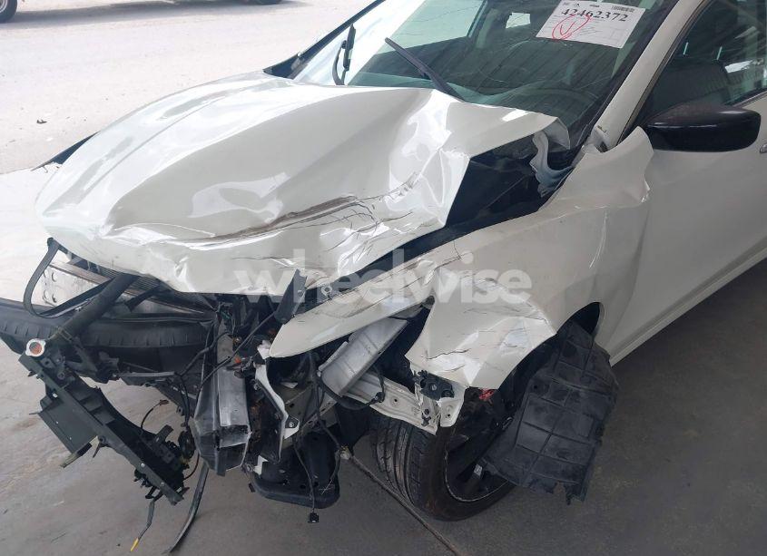 Photo 6 of 2017 Nissan Altima 2.5 SR (VIN 1N4AL3AP6HC190508)