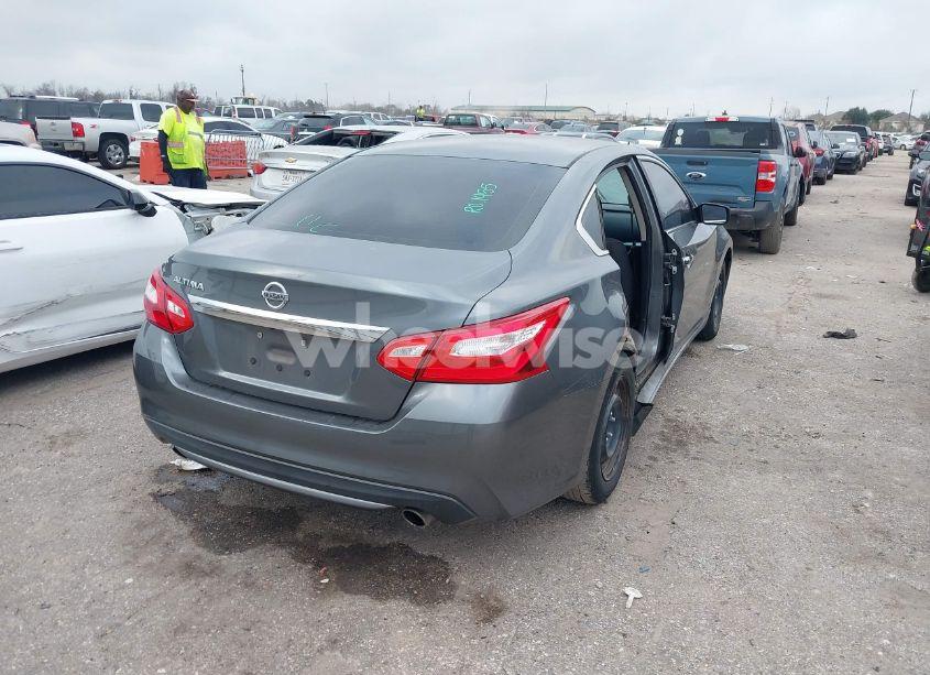 Photo 4 of 2017 Nissan Altima 2.5 S (VIN 1N4AL3AP6HC190962)