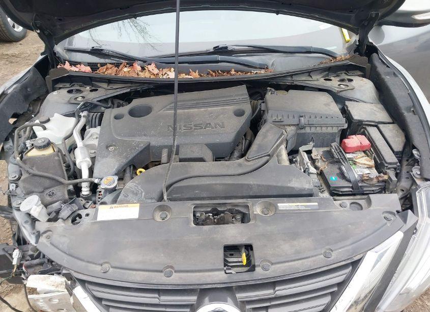Photo 10 of 2017 Nissan Altima 2.5 SL (VIN 1N4AL3AP6HC197605)