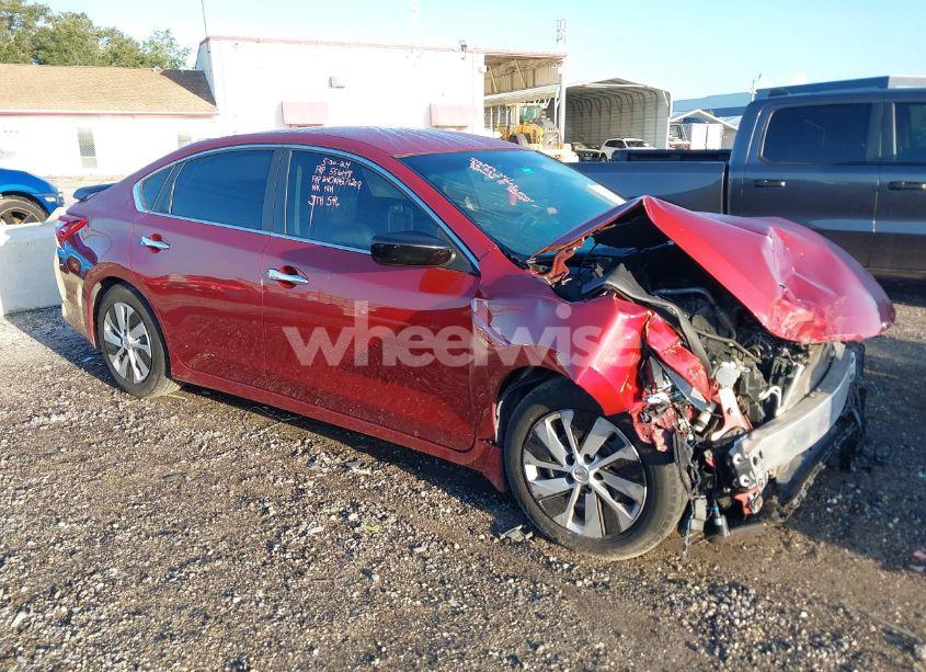2017 Nissan Altima 2.5 SR (VIN 1N4AL3AP6HC205766) main photo