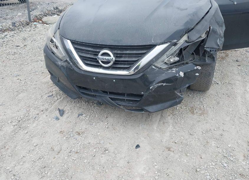 Photo 6 of 2017 Nissan Altima 2.5 SV (VIN 1N4AL3AP6HC207615)