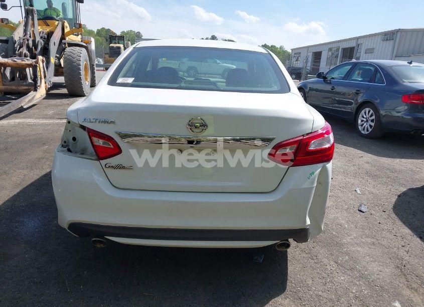 Photo 17 of 2017 Nissan Altima 2.5 S (VIN 1N4AL3AP6HC220218)