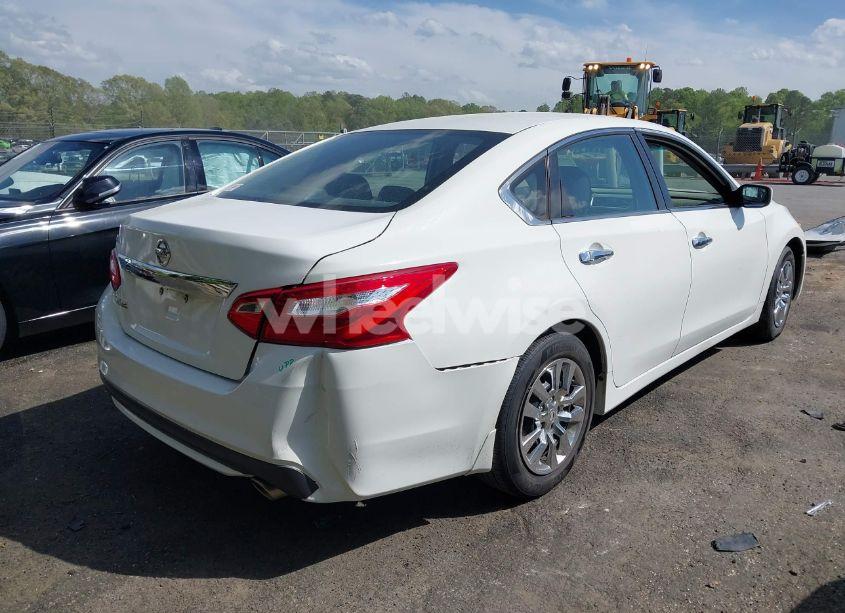 Photo 4 of 2017 Nissan Altima 2.5 S (VIN 1N4AL3AP6HC220218)