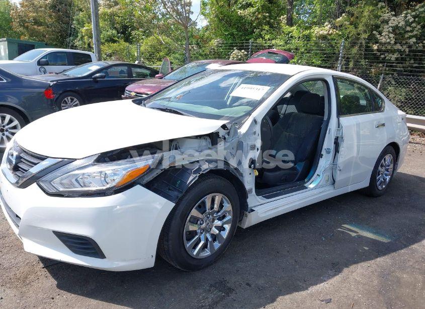 Photo 6 of 2017 Nissan Altima 2.5 S (VIN 1N4AL3AP6HC220218)