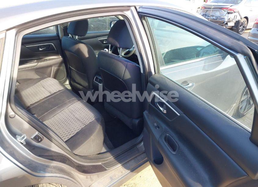 Photo 8 of 2017 Nissan Altima 2.5 SV (VIN 1N4AL3AP6HC220655)