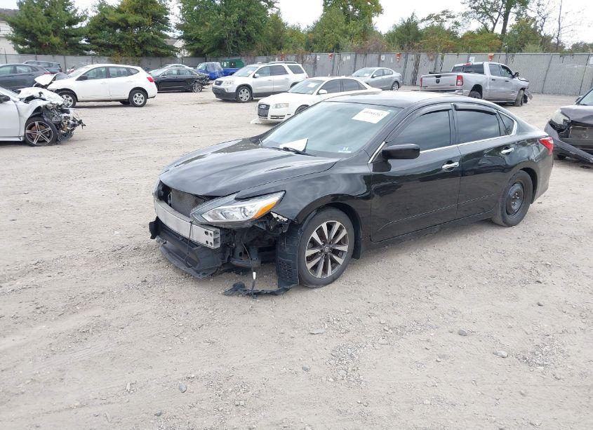 Photo 2 of 2017 Nissan Altima 2.5 SV (VIN 1N4AL3AP6HC222728)