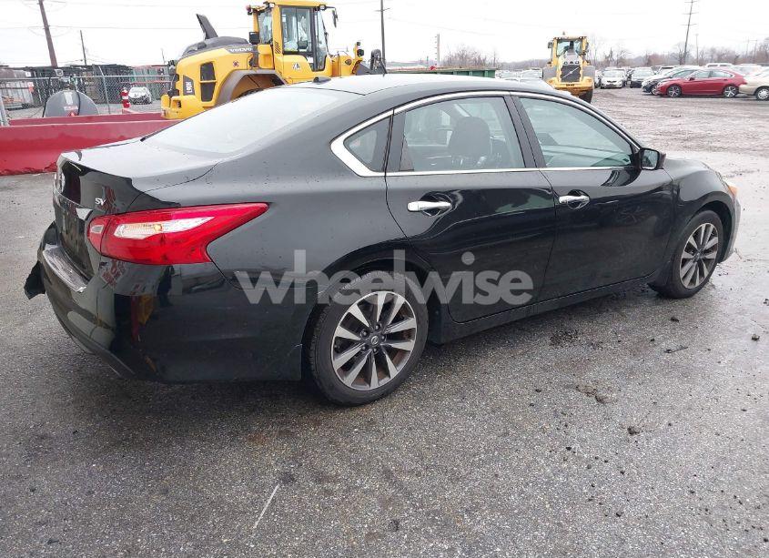 Photo 4 of 2017 Nissan Altima 2.5 SV (VIN 1N4AL3AP6HC223538)