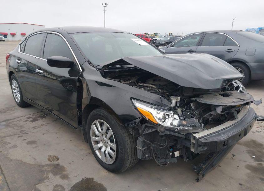 2017 Nissan Altima 2.5 S (VIN 1N4AL3AP6HC224706) main photo