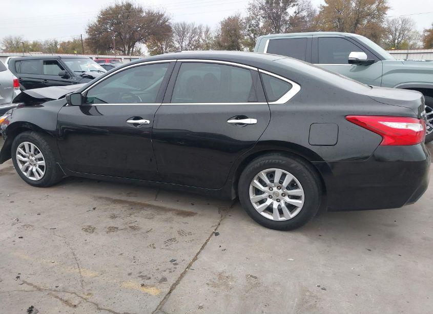 Photo 15 of 2017 Nissan Altima 2.5 S (VIN 1N4AL3AP6HC224706)