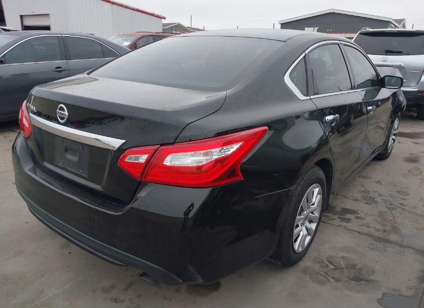 Photo 4 of 2017 Nissan Altima 2.5 S (VIN 1N4AL3AP6HC224706)