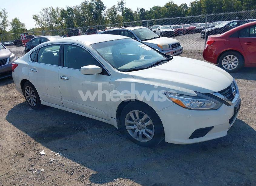 2017 Nissan Altima 2.5 S (VIN 1N4AL3AP6HC238007) main photo
