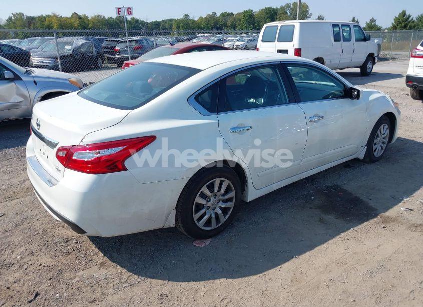 Photo 4 of 2017 Nissan Altima 2.5 S (VIN 1N4AL3AP6HC238007)