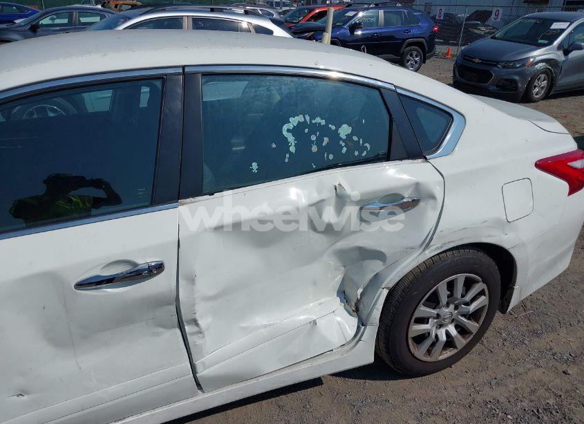 Photo 6 of 2017 Nissan Altima 2.5 S (VIN 1N4AL3AP6HC238007)