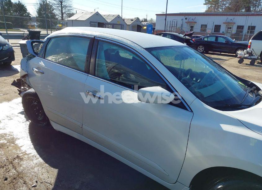 Photo 12 of 2017 Nissan Altima 2.5 S (VIN 1N4AL3AP6HC243997)