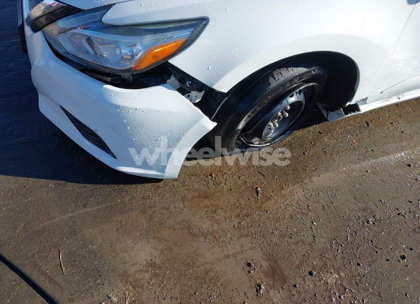 Photo 17 of 2017 Nissan Altima 2.5 S (VIN 1N4AL3AP6HC243997)