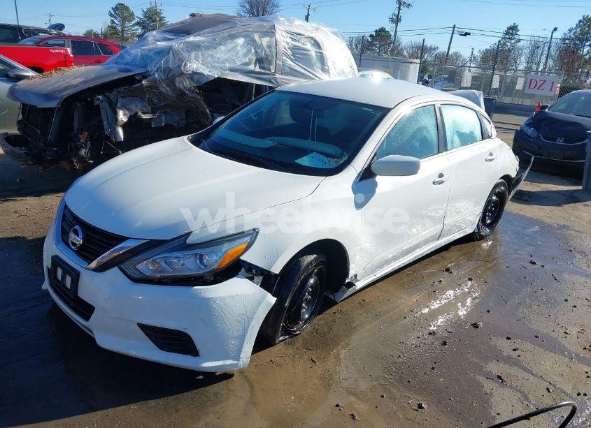 Photo 2 of 2017 Nissan Altima 2.5 S (VIN 1N4AL3AP6HC243997)