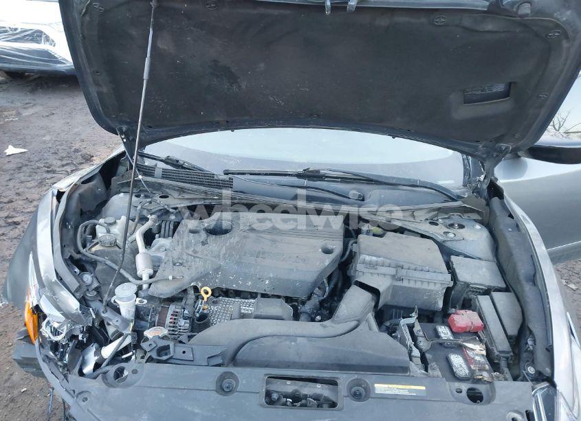 Photo 10 of 2017 Nissan Altima 2.5 SR (VIN 1N4AL3AP6HC246558)