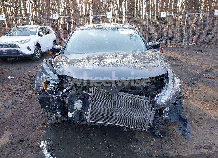 Photo 12 of 2017 Nissan Altima 2.5 SR (VIN 1N4AL3AP6HC246558)