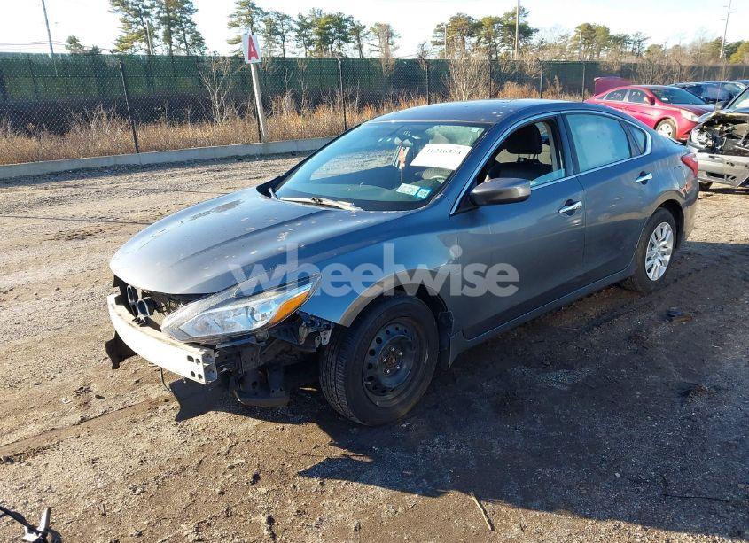 Photo 2 of 2017 Nissan Altima 2.5 S (VIN 1N4AL3AP6HC255857)