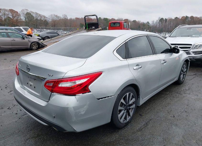 Photo 4 of 2017 Nissan Altima 2.5 SV (VIN 1N4AL3AP6HC256345)