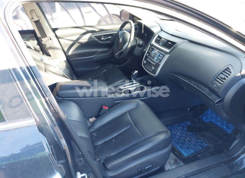 Photo 5 of 2017 Nissan Altima 2.5 SL (VIN 1N4AL3AP6HC266910)