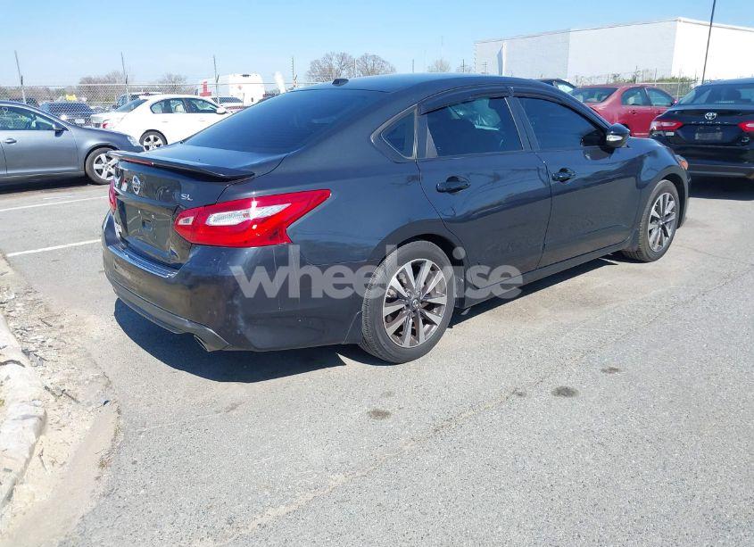 Photo 4 of 2017 Nissan Altima 2.5 SL (VIN 1N4AL3AP6HC268544)