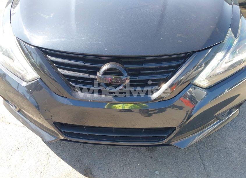 Photo 6 of 2017 Nissan Altima 2.5 SL (VIN 1N4AL3AP6HC268544)